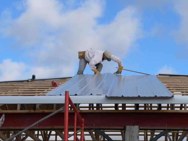 Our Straw House - Roofing